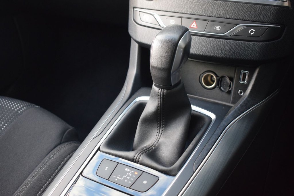 Used Peugeot 308 2017 for sale - 76106153: Photo 46