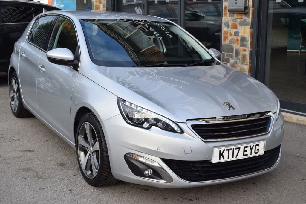 Used Peugeot 308 2017 for sale - 76106153: Photo 8