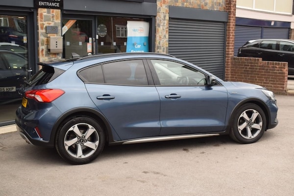 Used Ford Focus 2020 for sale - 76223330: Photo 37
