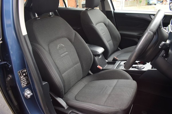 Used Ford Focus 2020 for sale - 76223330: Photo 9