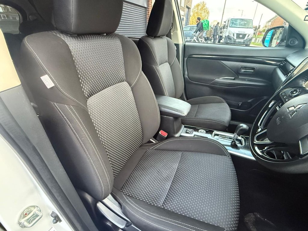Used Mitsubishi Outlander 2019 for sale - 76389835: Photo 24