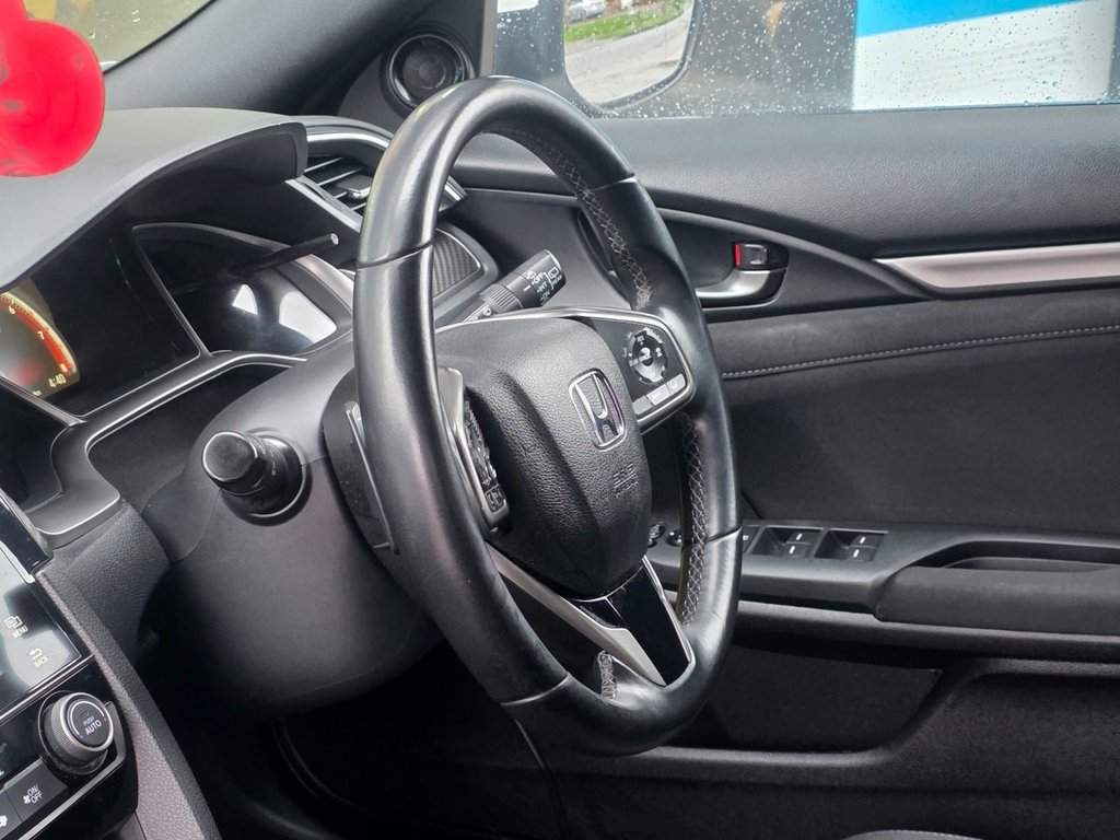 Used Honda Civic 2017 for sale - 77798310: Photo 15