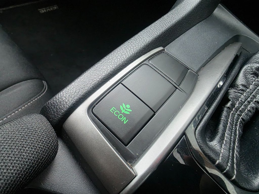 Used Honda Civic 2017 for sale - 77798310: Photo 47