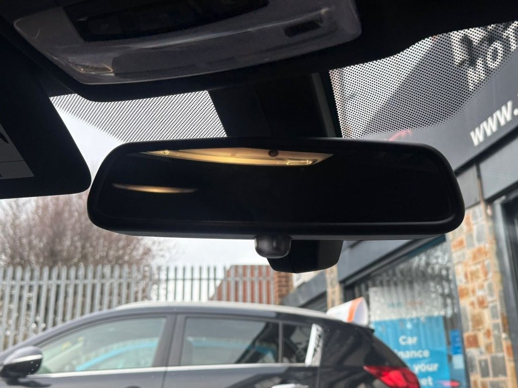 Used BMW 3 Series 2017 for sale - 77779842: Photo 38