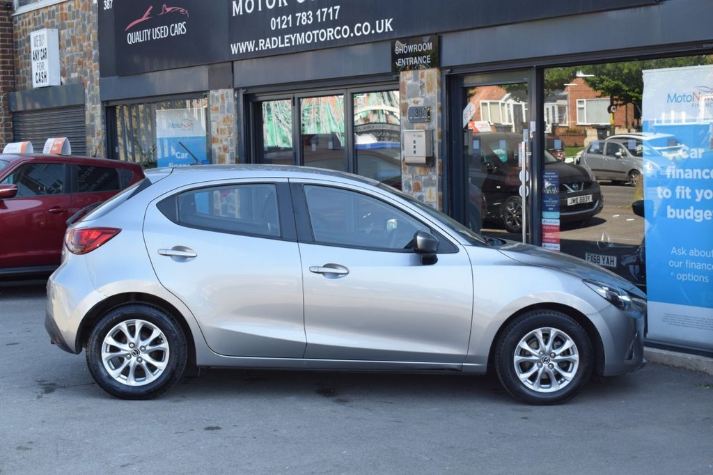 Used Mazda Mazda2 2017 for sale - 76173276: Photo 8