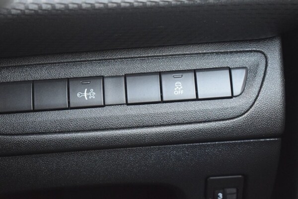 Used Peugeot 208 2016 for sale - 74795815: Photo 38