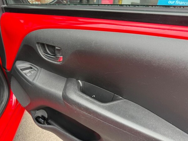Used Toyota AYGO 2014 for sale - 76297037: Photo 23