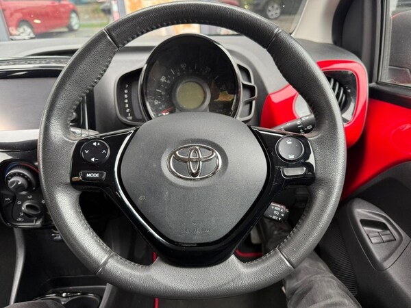 Used Toyota AYGO 2014 for sale - 76297037: Photo 27