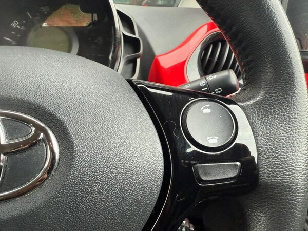 Used Toyota AYGO 2014 for sale - 76297037: Photo 28