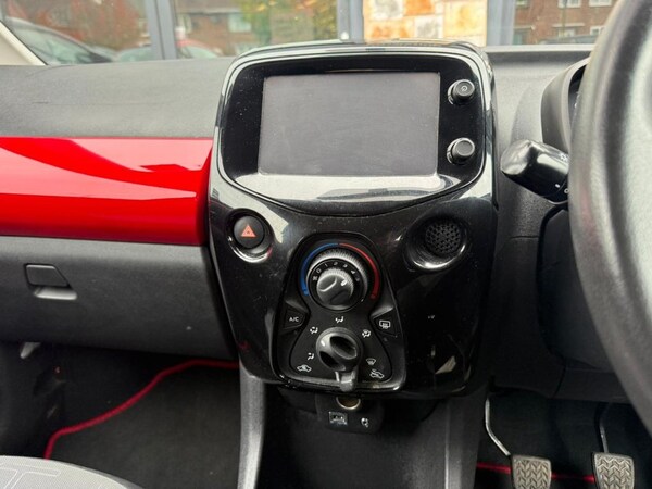 Used Toyota AYGO 2014 for sale - 76297037: Photo 31