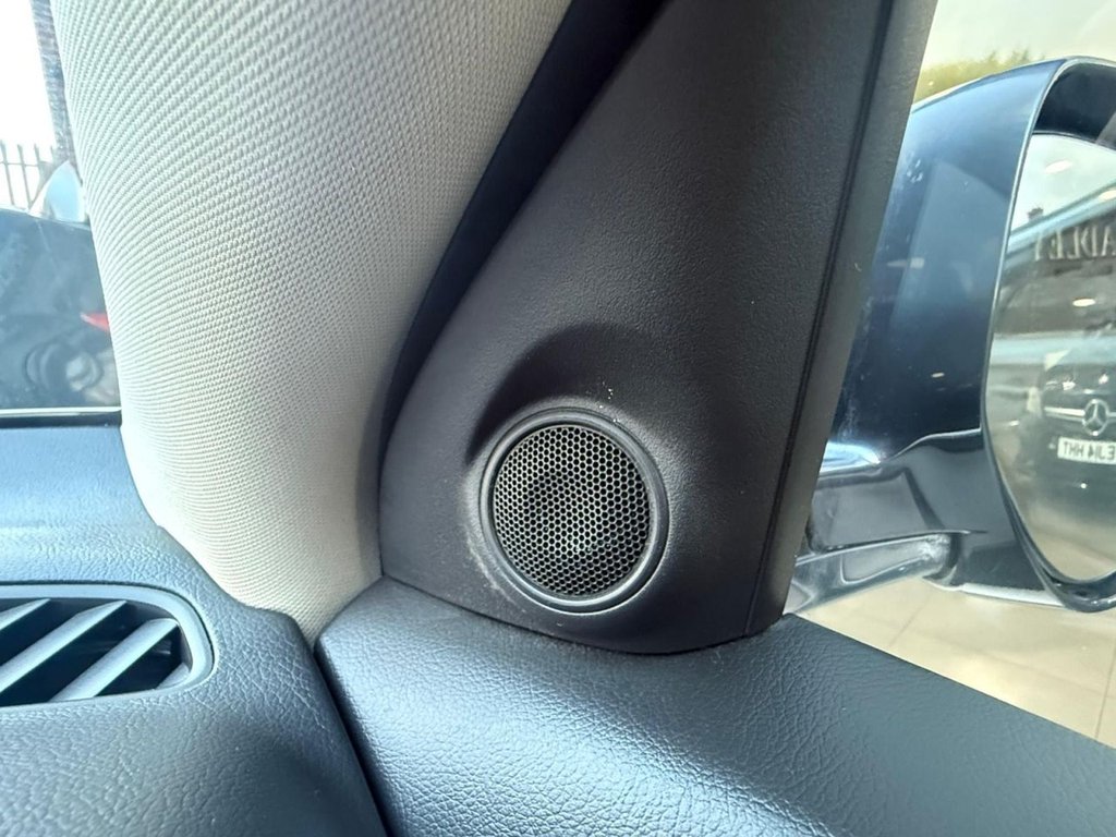 Used Mitsubishi Outlander 2019 for sale - 77620943: Photo 28