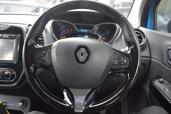 Used Renault Captur 2016 for sale - 75679084: Photo 32