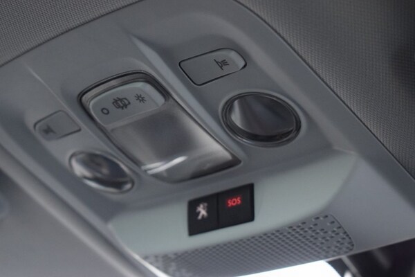 Used Peugeot 2008 2018 for sale - 74048580: Photo 44