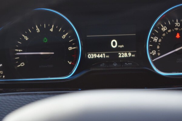 Used Peugeot 2008 2018 for sale - 74048580: Photo 50