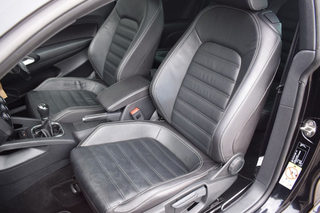 Used Volkswagen Scirocco 2017 for sale - 76883110: Photo 10