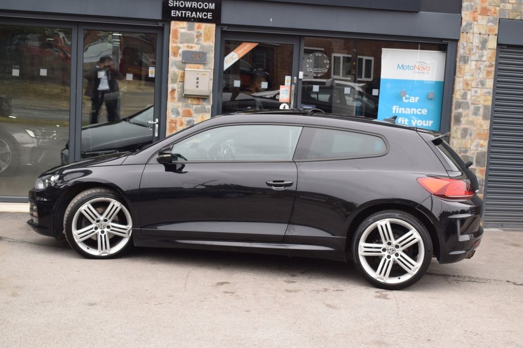 Used Volkswagen Scirocco 2017 for sale - 76883110: Photo 2