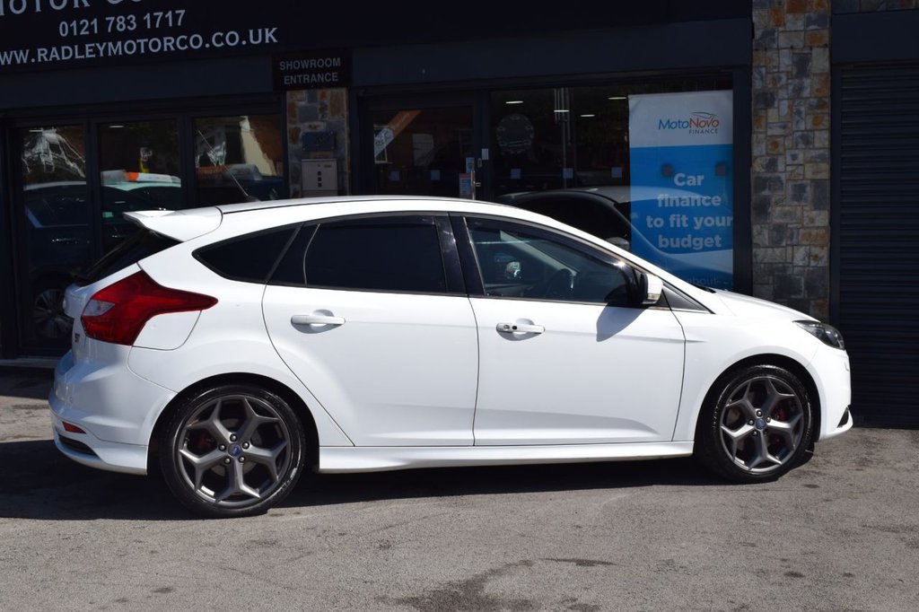 Used Ford Focus 2014 for sale - 75777817: Photo 12