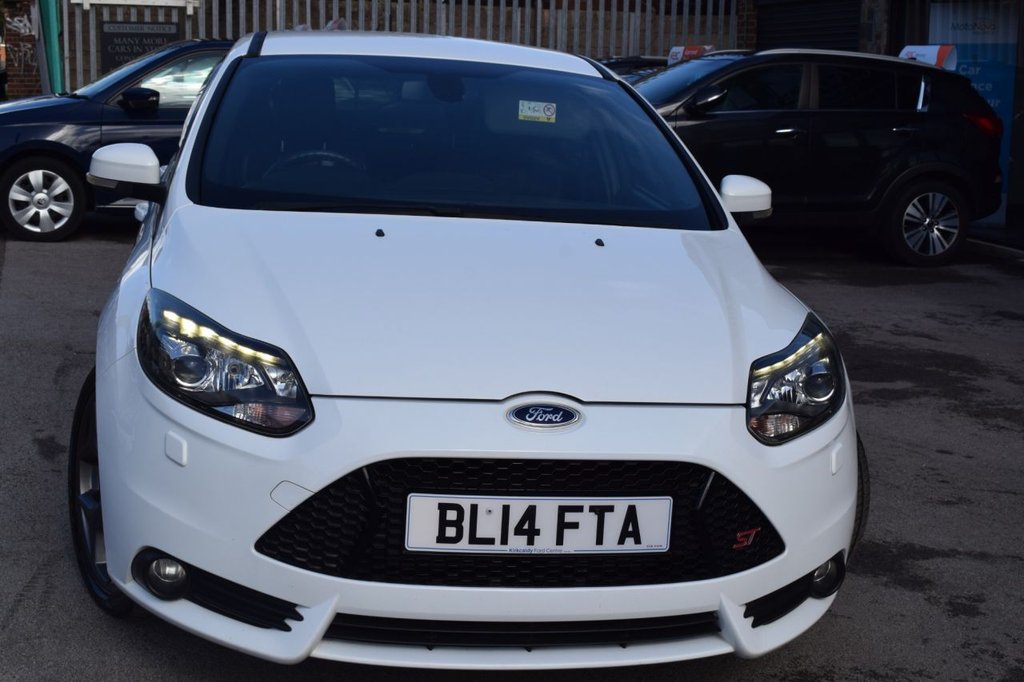 Used Ford Focus 2014 for sale - 76927579: Photo 17