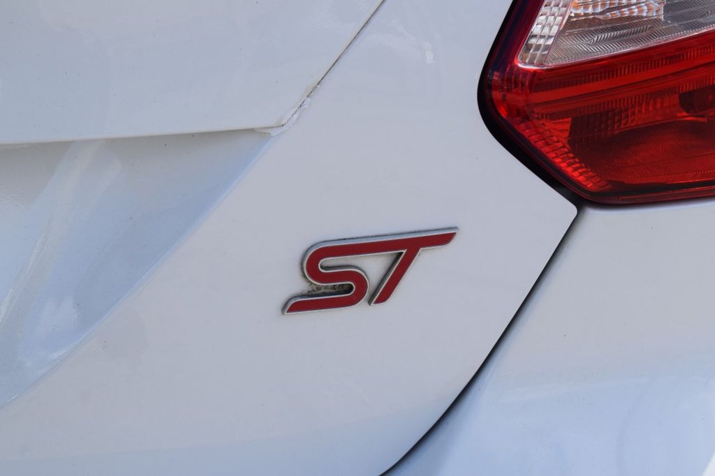 Used Ford Focus 2014 for sale - 76927579: Photo 20