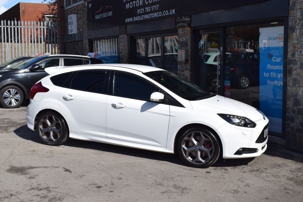 Used Ford Focus 2014 for sale - 76927579: Photo 24