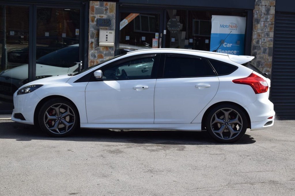 Used Ford Focus 2014 for sale - 76927579: Photo 46