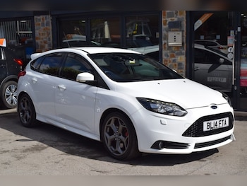 Used Ford Focus 2014 for sale - 76927579: Photo