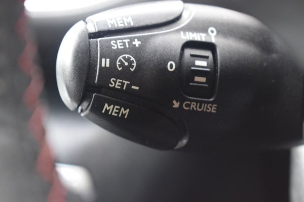 Used Peugeot 308 2016 for sale - 74806597: Photo 44