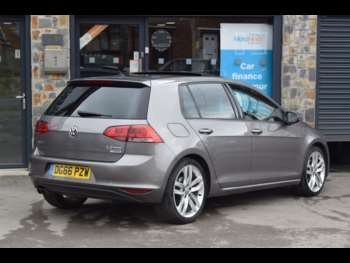 Used Volkswagen Golf 2016 for sale - 74607590: Photo