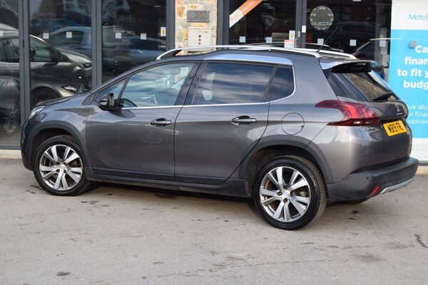 Used Peugeot 2008 2019 for sale - 76176172: Photo 12