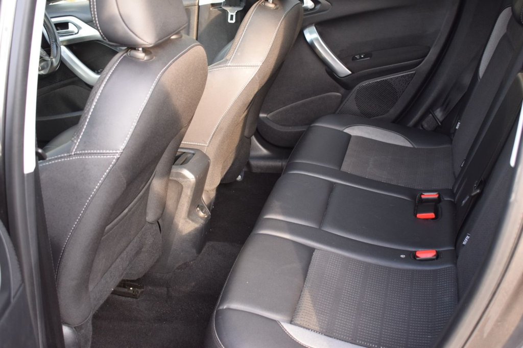 Used Peugeot 2008 2019 for sale - 76176172: Photo 15