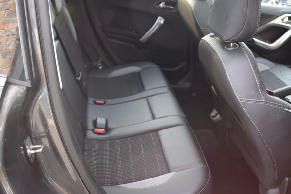 Used Peugeot 2008 2019 for sale - 76176172: Photo 16