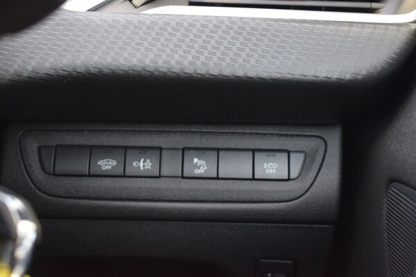 Used Peugeot 2008 2019 for sale - 76176172: Photo 22