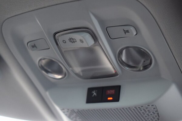Used Peugeot 2008 2019 for sale - 76176172: Photo 31