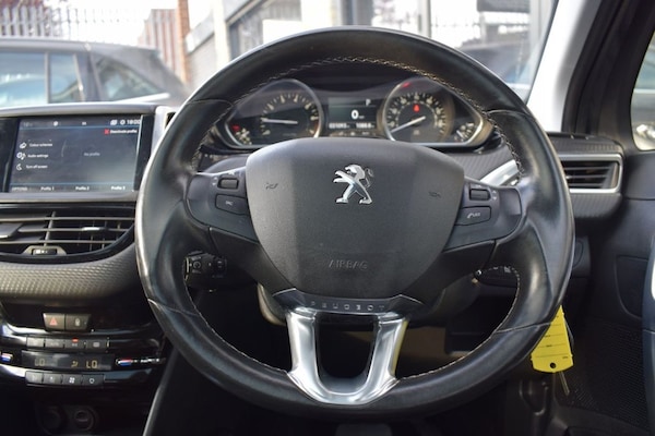 Used Peugeot 2008 2019 for sale - 76176172: Photo 43