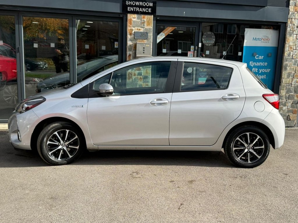 Used Toyota Yaris 2018 for sale - 76345861: Photo 33