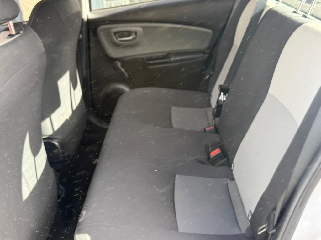 Used Toyota Yaris 2018 for sale - 76345861: Photo 38