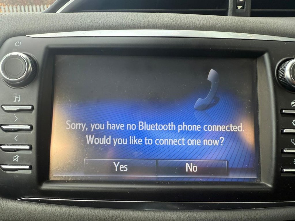 Used Toyota Yaris 2018 for sale - 76345861: Photo 44