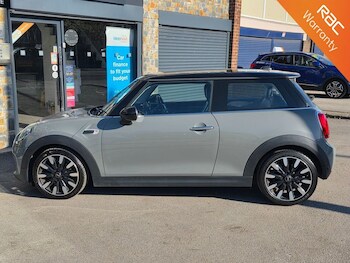 Used MINI Hatch 2019 for sale - 78358211: Photo