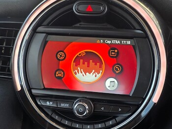 Used MINI Hatch 2019 for sale - 78358211: Photo