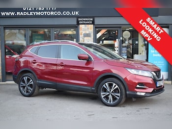 Used Nissan Qashqai 2017 for sale - 76927630: Photo