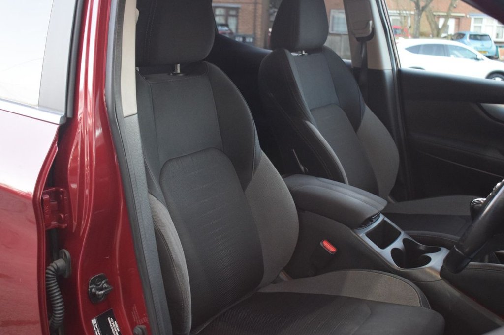 Used Nissan Qashqai 2017 for sale - 76927630: Photo 37