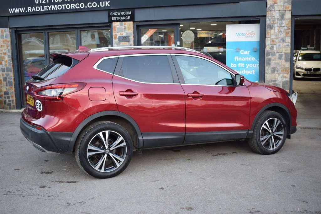 Used Nissan Qashqai 2017 for sale - 76927630: Photo 8