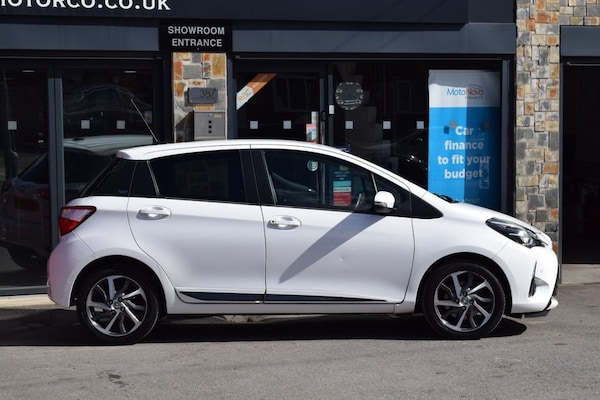 Used Toyota Yaris 2020 for sale - 75099000: Photo 22