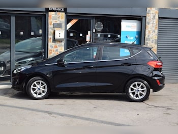 Used Ford Fiesta 2018 for sale - 77327836: Photo