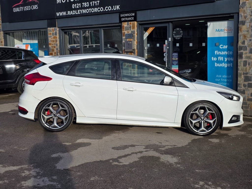 Used Ford Focus 2016 for sale - 77288130: Photo 13