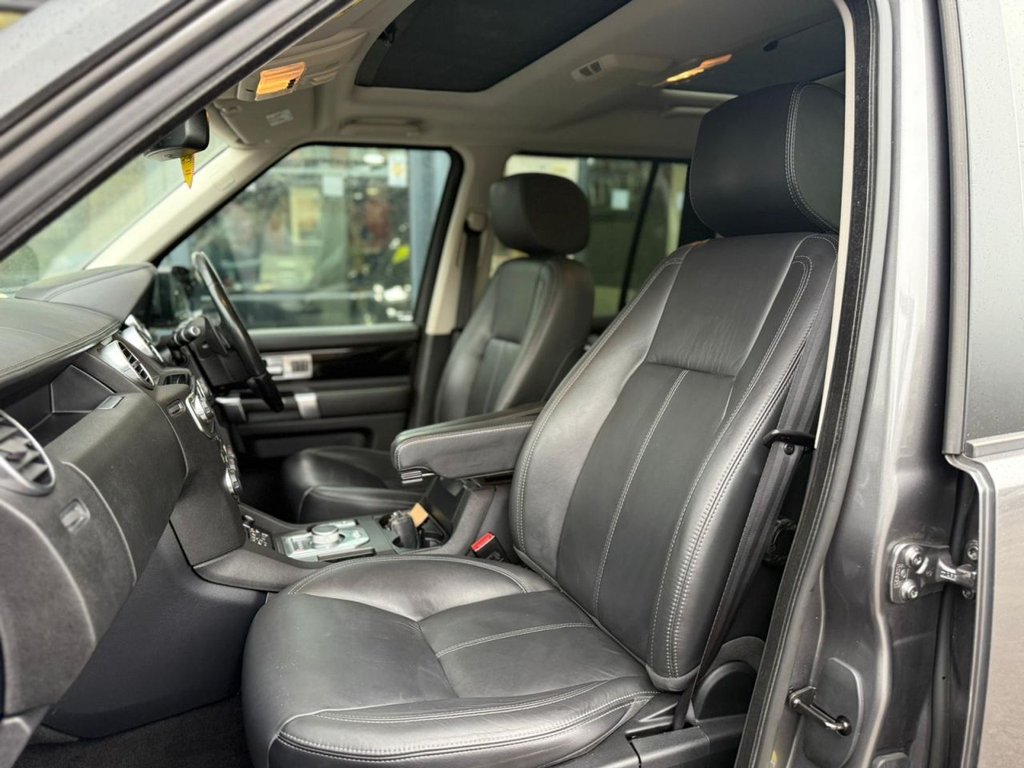 Used Land Rover Discovery 2015 for sale - 77941642: Photo 3