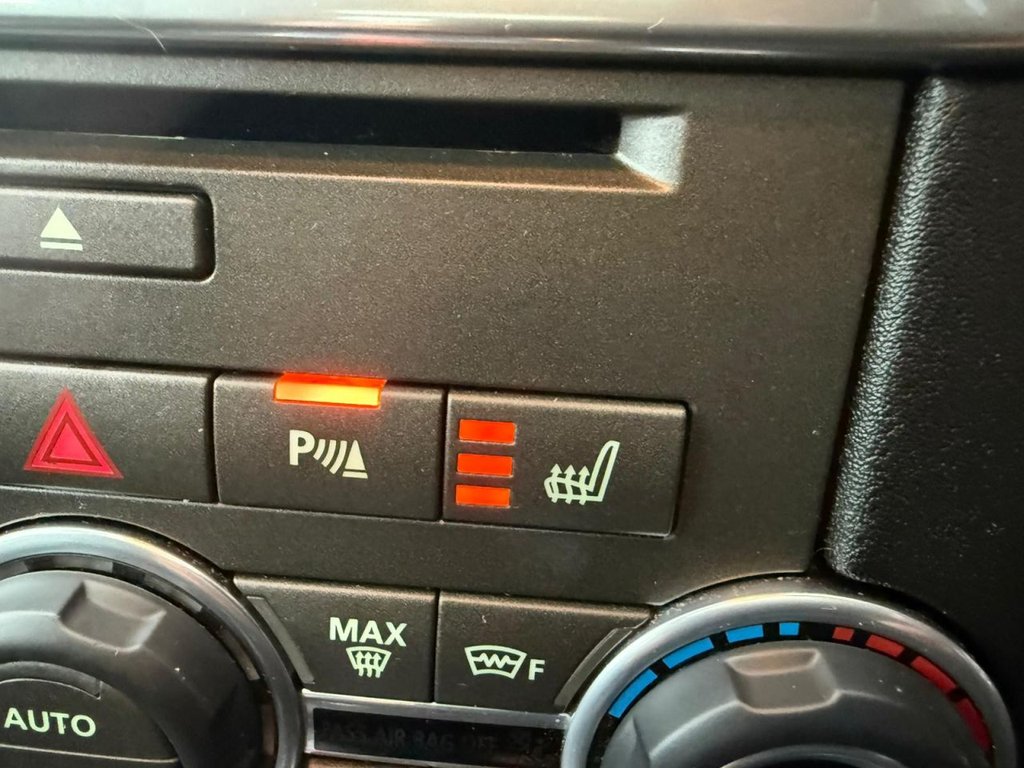 Used Land Rover Discovery 2015 for sale - 77941642: Photo 42