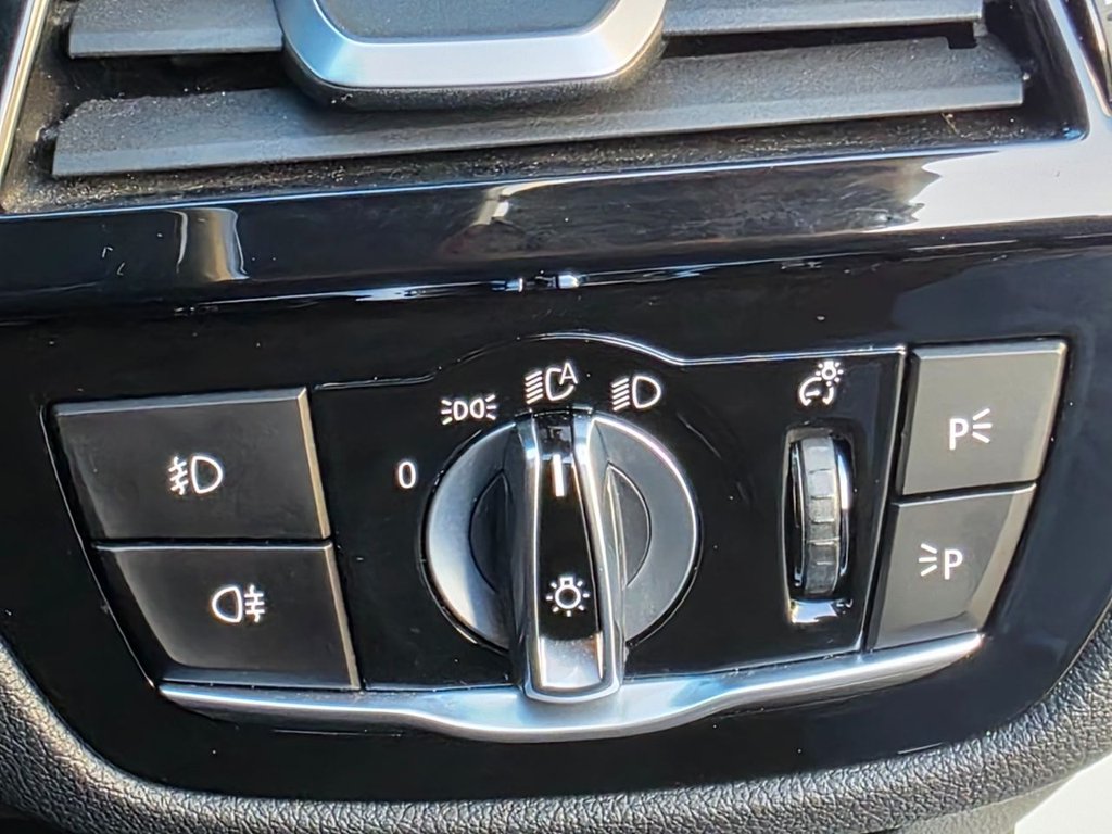 Used BMW 5 Series 2017 for sale - 77064881: Photo 32