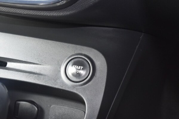 Used Renault Captur 2015 for sale - 76147778: Photo 38