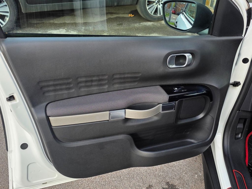 Used Citroen C4 Cactus 2017 for sale - 76520437: Photo 21